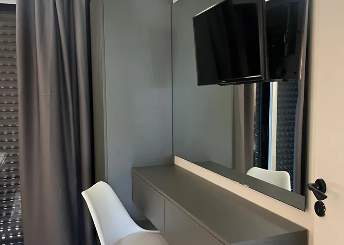 Okkio Sea View Apartamento Vergia